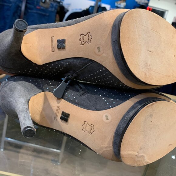 BCBG MaxAzria Grigio Studded Kid Suede Leather High Heel Bootie Grey - Size 9 - Picture 6 of 7